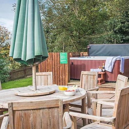 The Granary With Hot Tub Near Perth Perthshire Villa Forgandenny Exterior foto