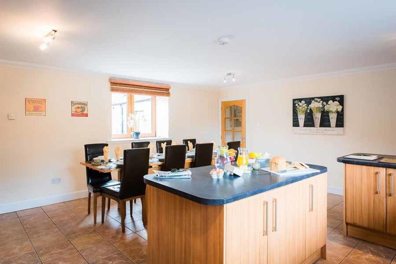 The Granary With Hot Tub Near Perth Perthshire Villa Forgandenny Exterior foto